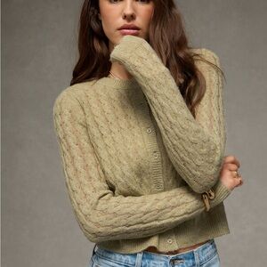 AE Whoa So Soft Button-Front Cardigan New With Tags Size Small Beautiful